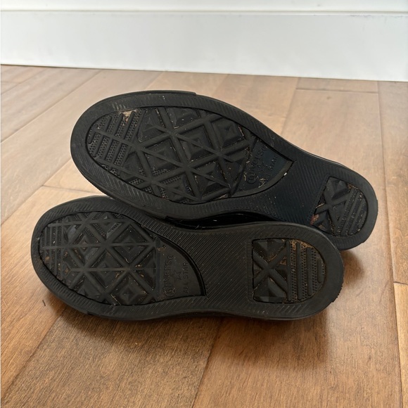 Converse - Picture 6 of 6